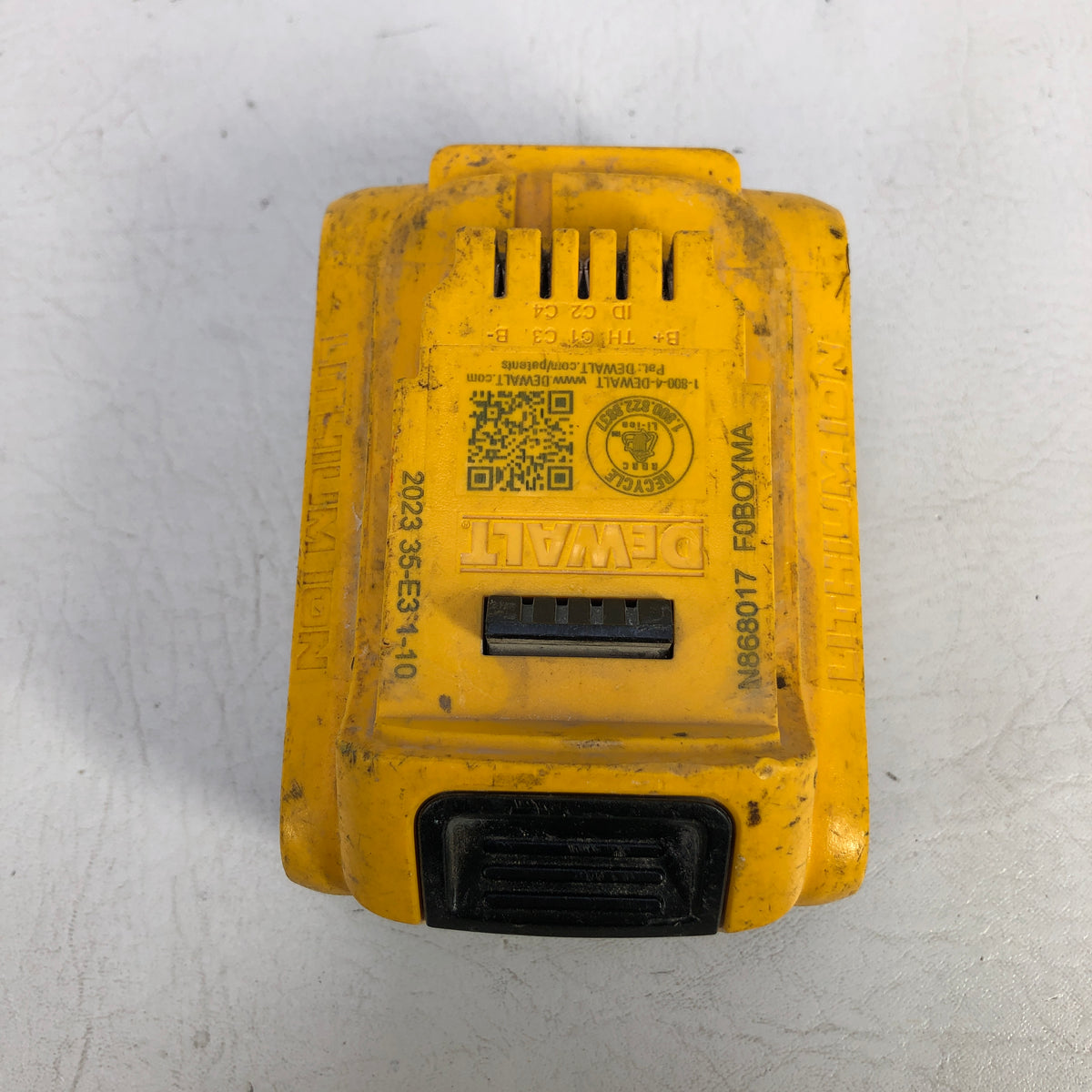 DeWalt DCD996 20V MAX XR Brushless Hammer Drill Driver Cordless 3-Speed