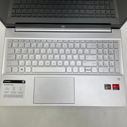 HP Pavilion 15-EH0015CL 15.6" Ryzen 7 4700U 2.0GHz 16GB RAM 1TB SSD