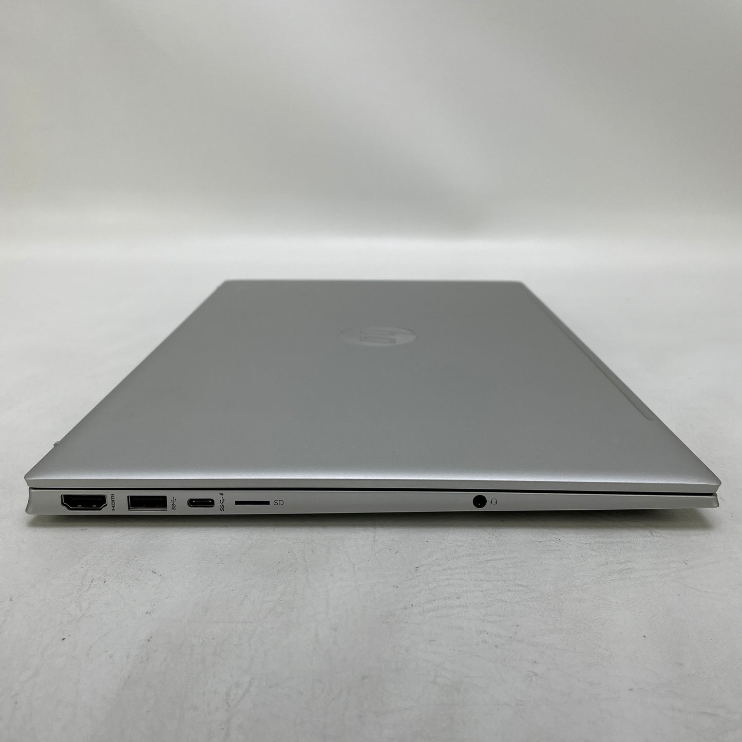 HP Pavilion 15-EH0015CL 15.6" Ryzen 7 4700U 2.0GHz 16GB RAM 1TB SSD