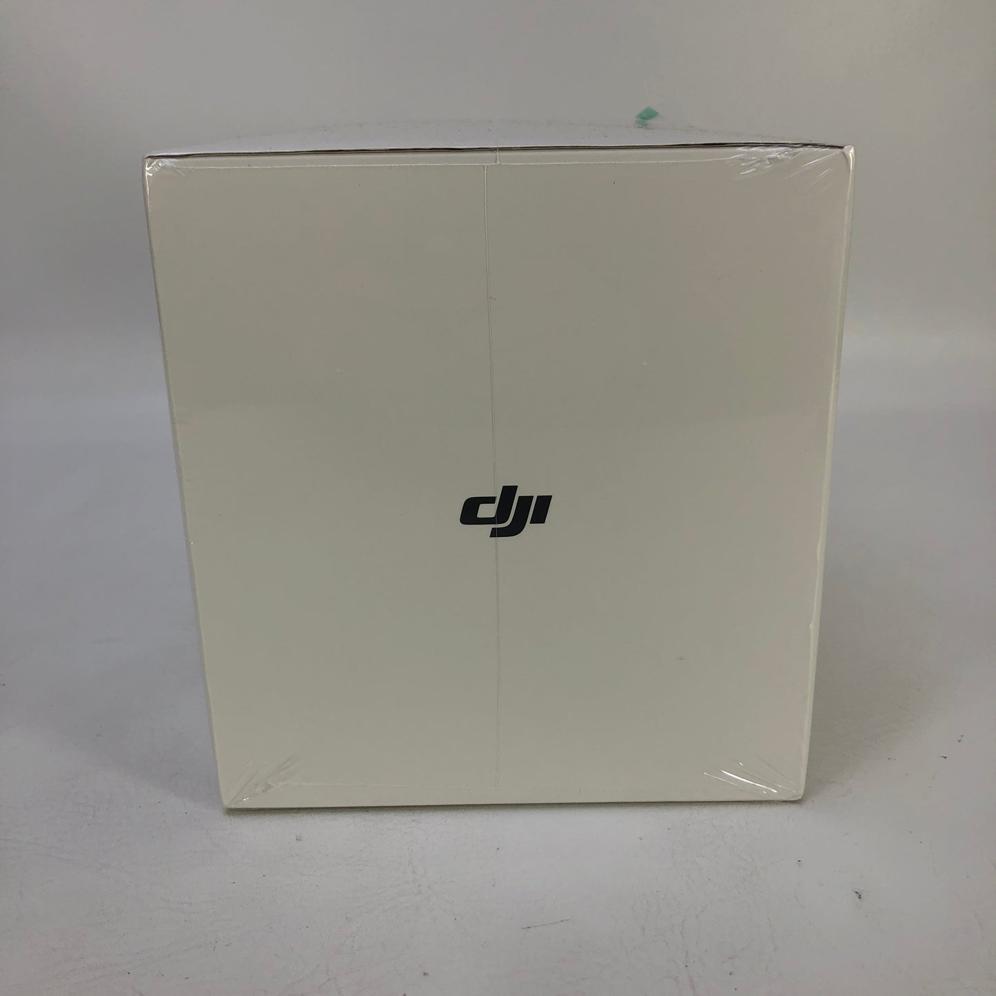 New DJI DJI Mini 5 Pro Ready to Fly Drone CP.MA.00000894.01