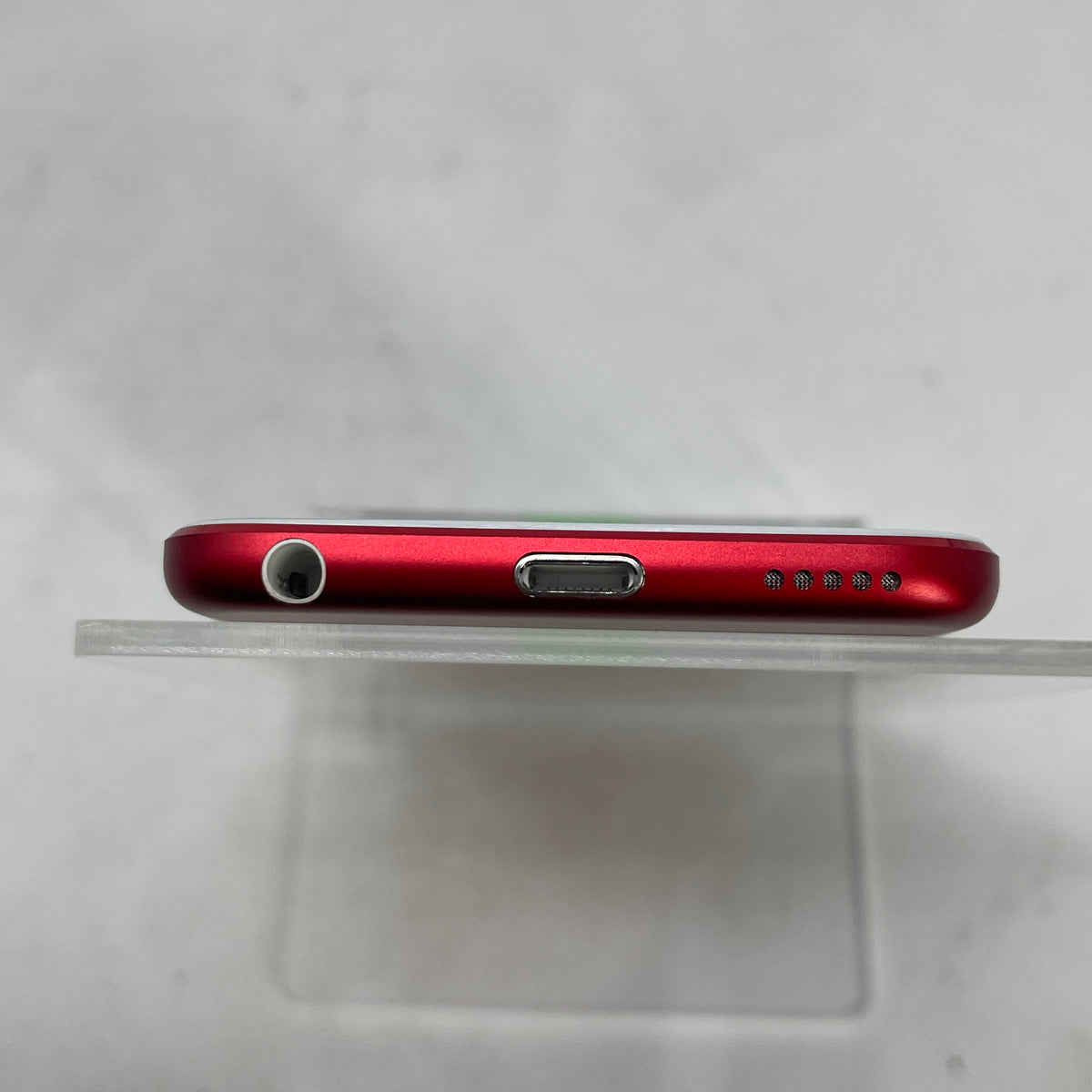 Apple iPod Touch 6th Gen 16GB Red PKH82LL/A