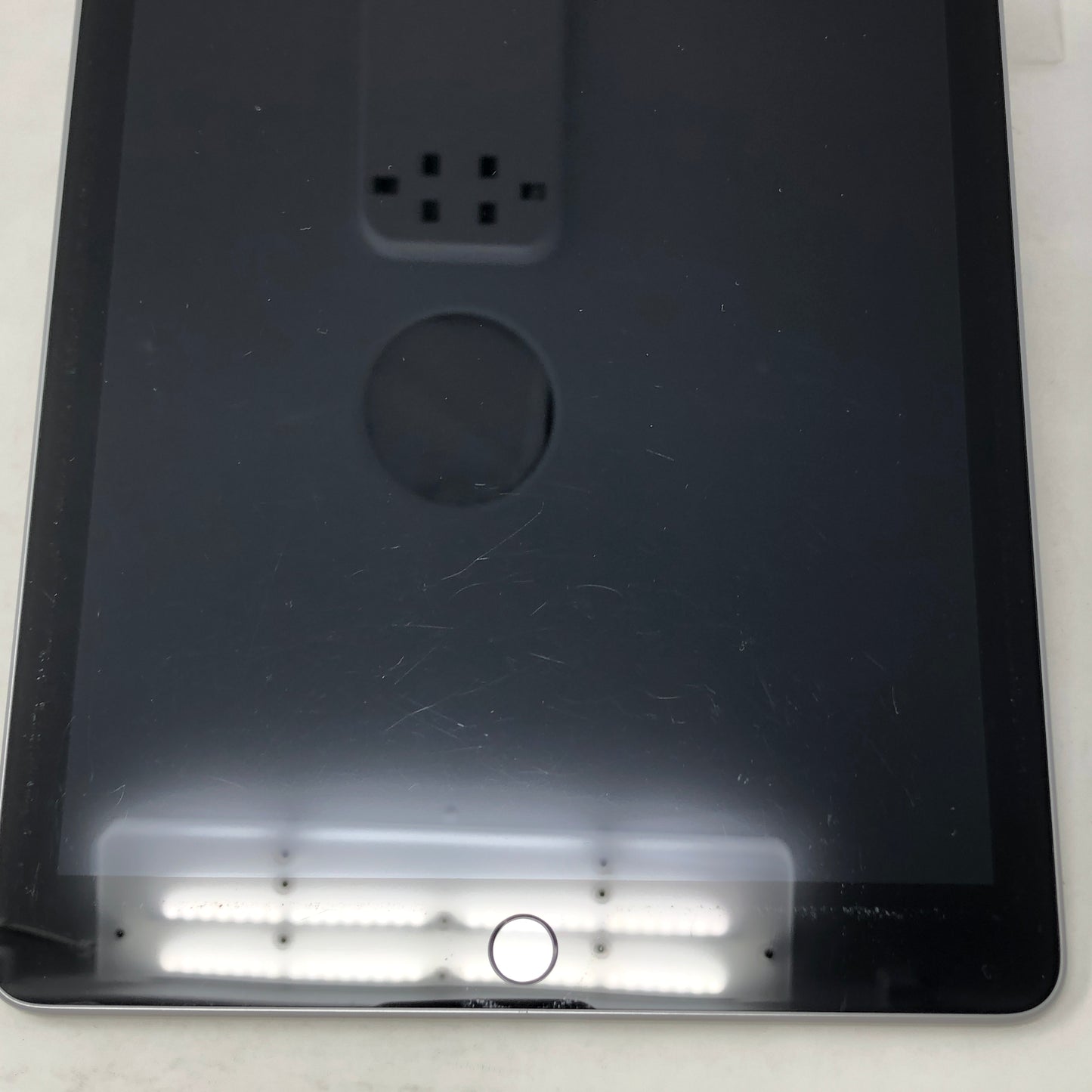 WiFi Only Apple iPad 6th Gen 32GB Space Gray MR7F2LL/A
