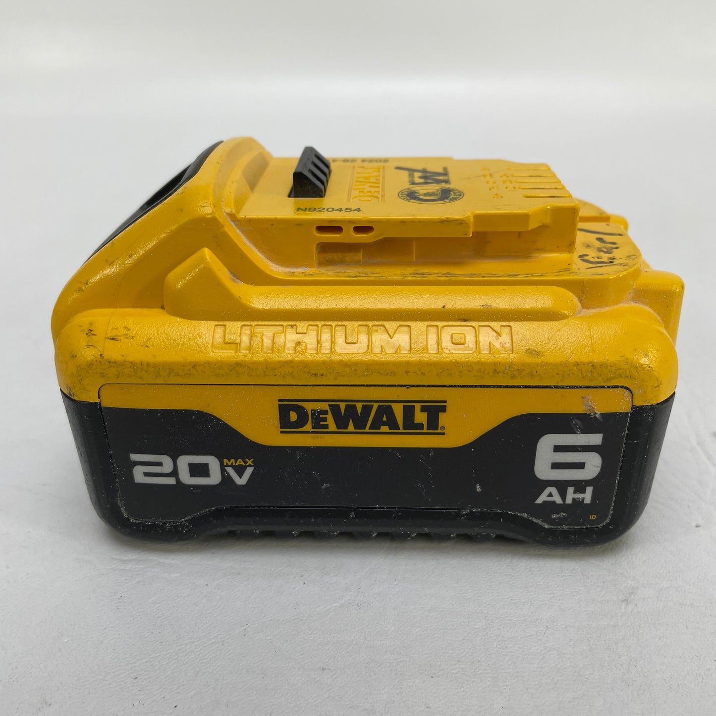 Dewalt DCB206 20V MAX 6Ah Lithium-ion Battery