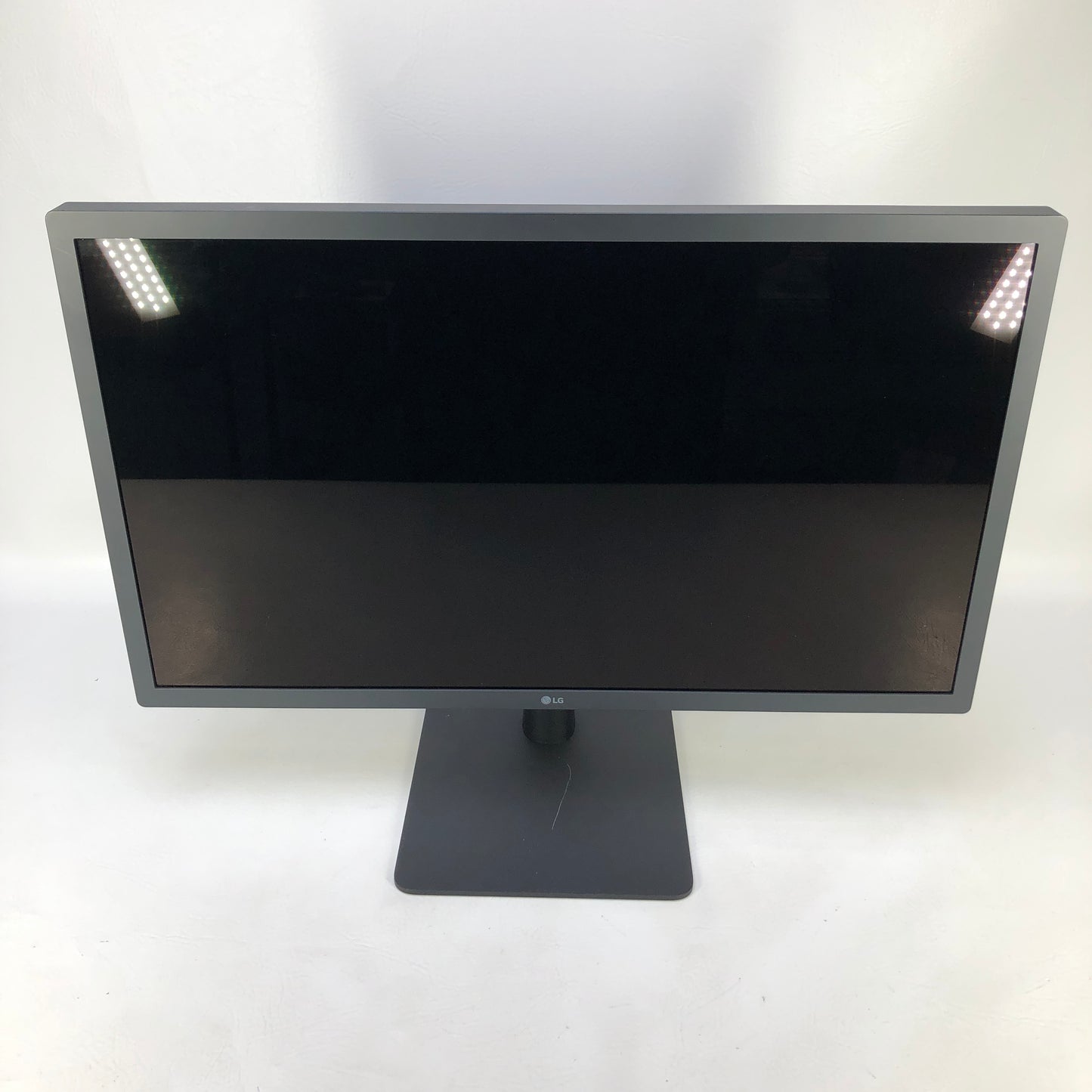 LG 24" 24MDAKL-B MonitorLG UltraFine 24MD4KL-B 24" 4K UHD IPS Monitor Thunderbolt 3 USB-C Display