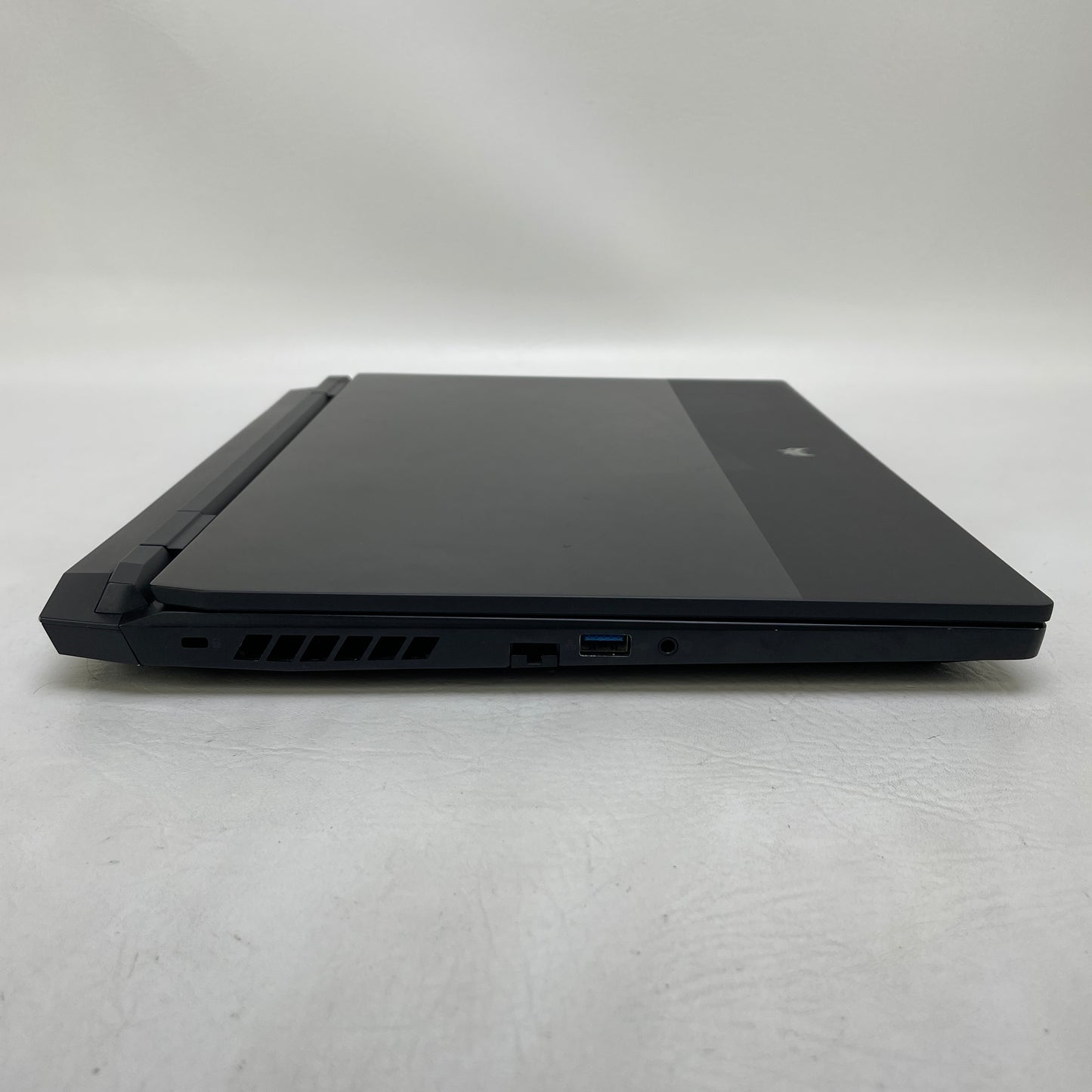 Microsoft Predator Helios 300 N22C3 15.6 i7-12700H 2.7GHz 16GB RAM 500GB SSD