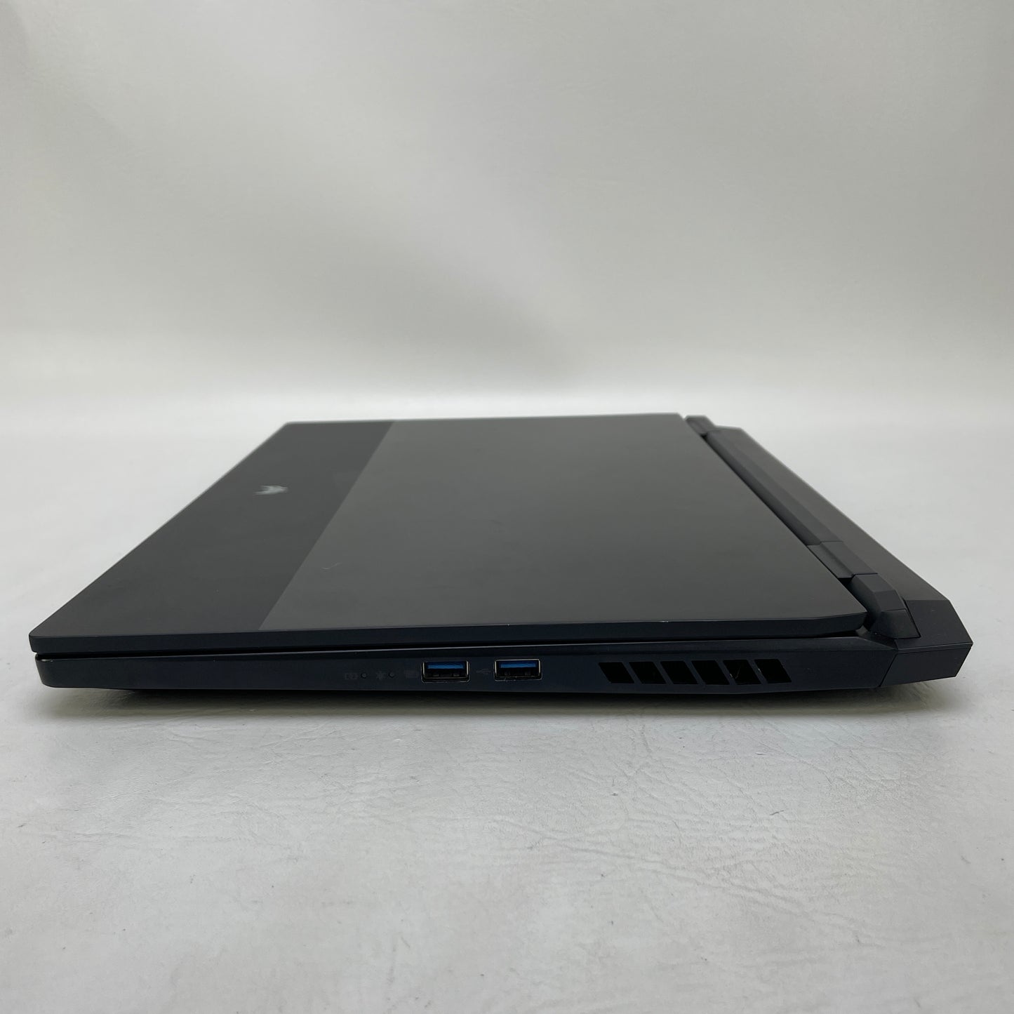 Microsoft Predator Helios 300 N22C3 15.6 i7-12700H 2.7GHz 16GB RAM 500GB SSD