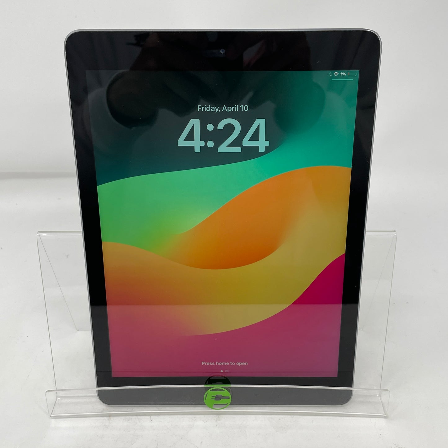 WiFi Only Apple iPad 6th Gen 32GB Space Gray MR7F2LL/A