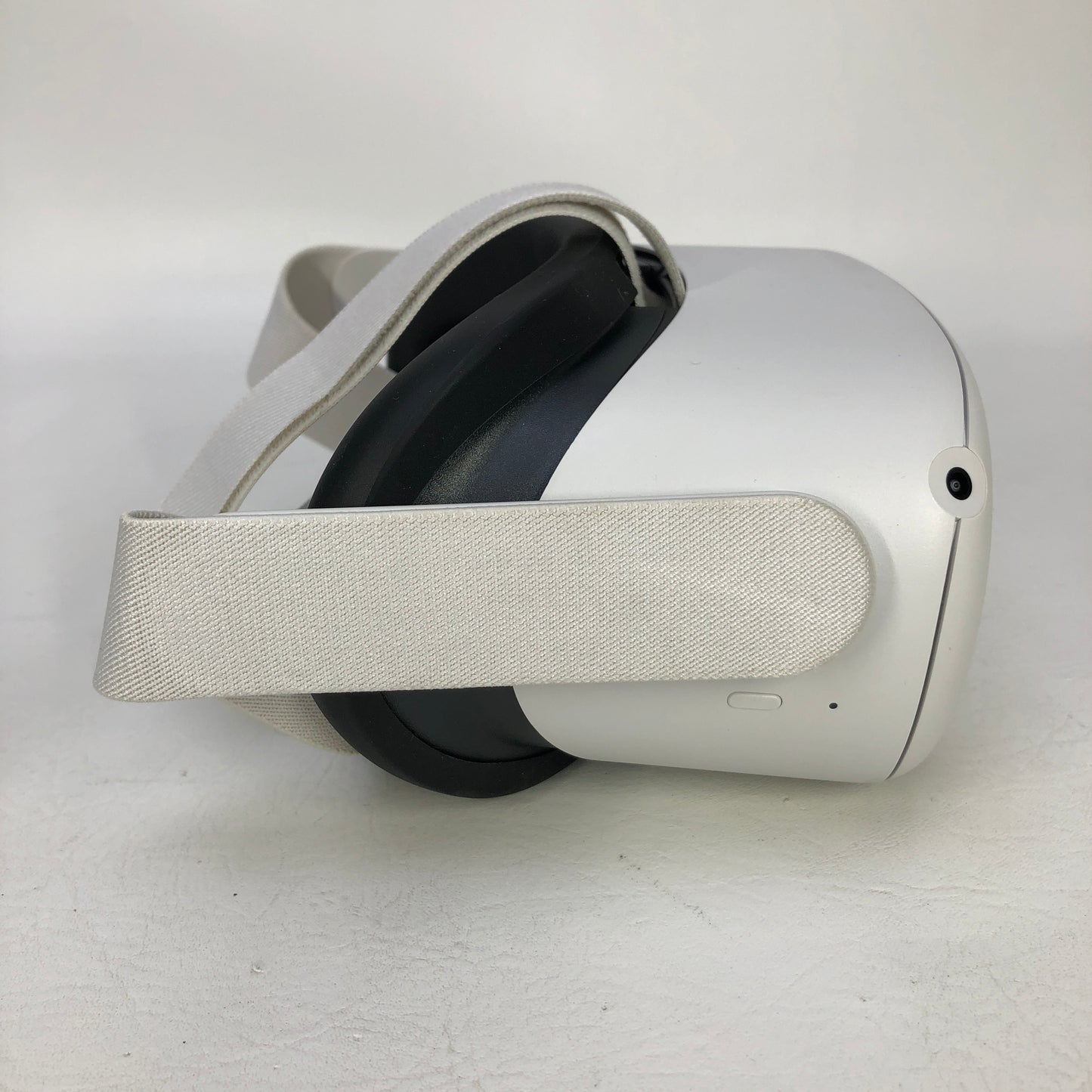 Oculus Quest 2 64GB Standalone All-in-One VR Headset KW49CM