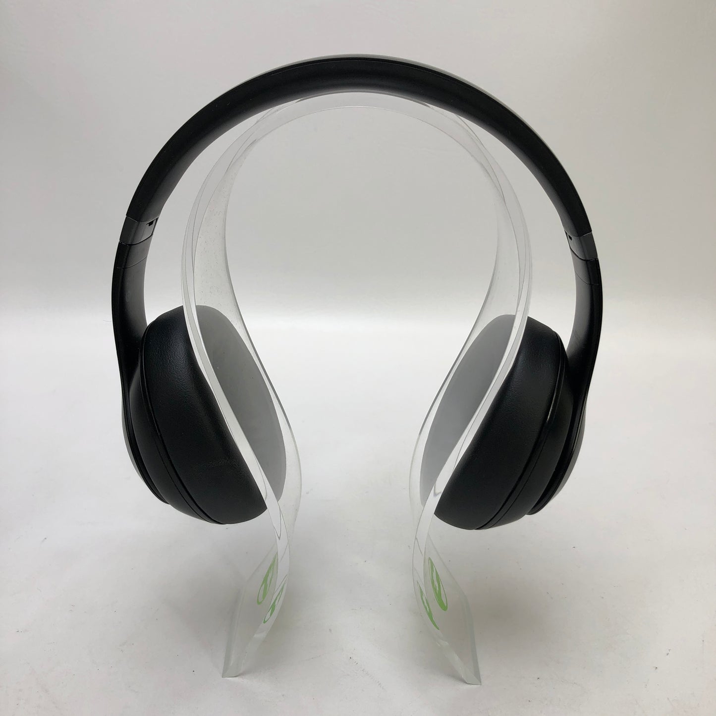 Beats Studio Pro Wireless Over-Ear Bluetooth Headphones Black A2924