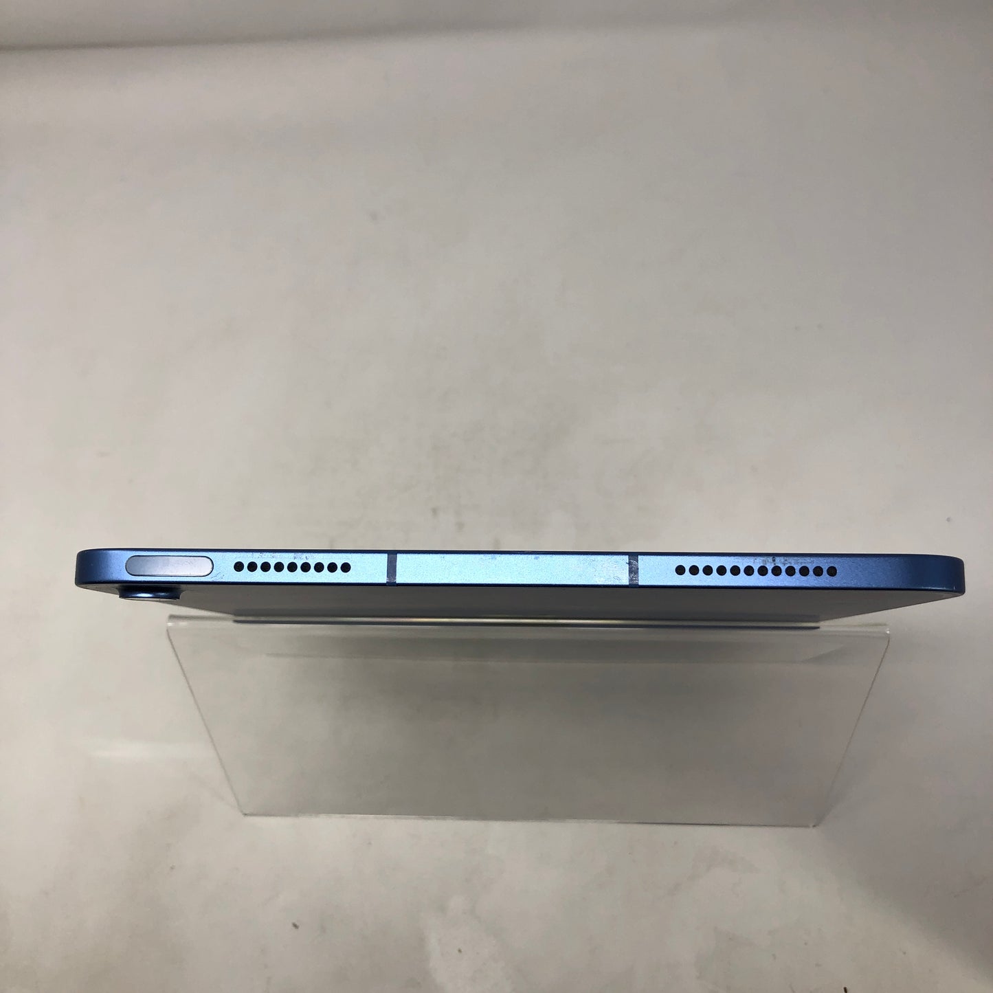 WiFi Only Apple iPad 10th Gen 64GB Blue MQ6K3LL/A