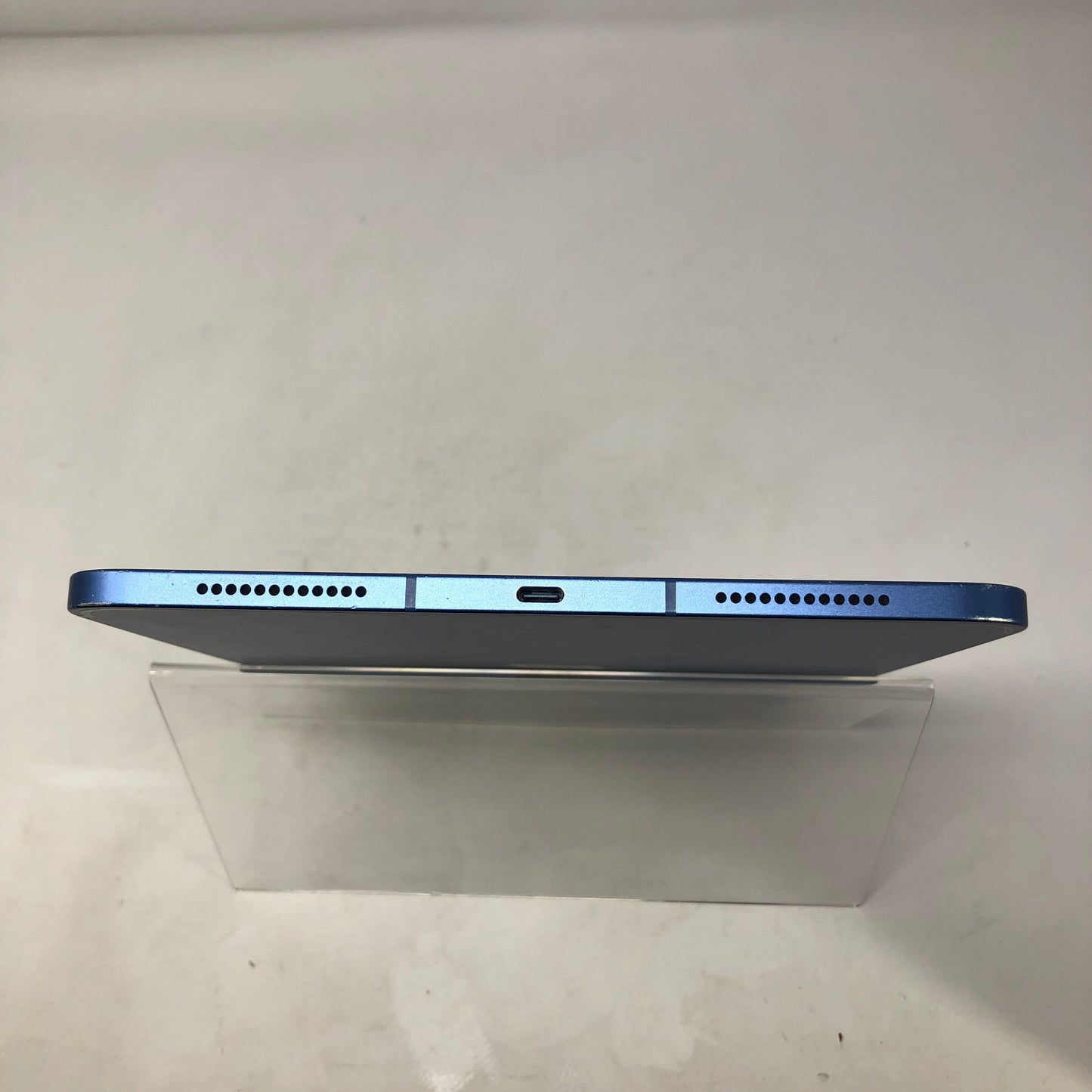 WiFi Only Apple iPad 10th Gen 64GB Blue MQ6K3LL/A