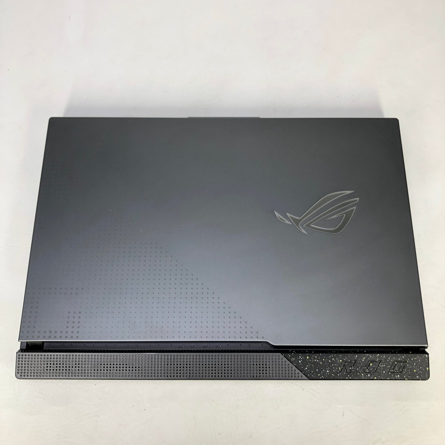 Asus ROG Strix G17 G713P 17.3" Ryzen 9 7845HX 3.0GHz 16GB RAM 1TB SSD GeForce
