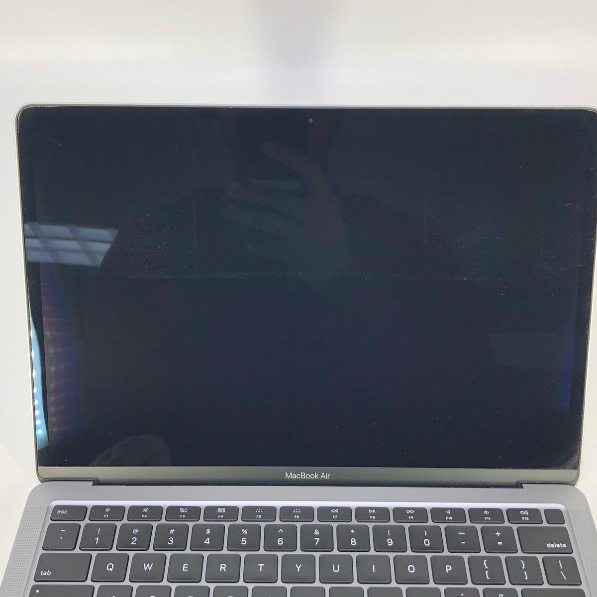 2020 Apple MacBook Air 13.3" i3 1.1GHz 8GB RAM 256GB SSD Space Gray A2179