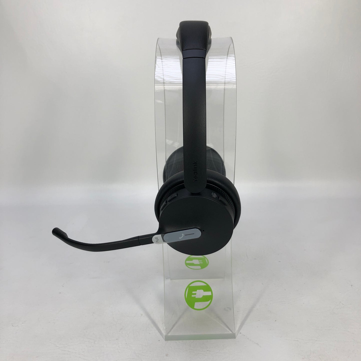 Yealink WH64  Wireless Noise Canceling Stereo Over Ear Headset Black 1208697