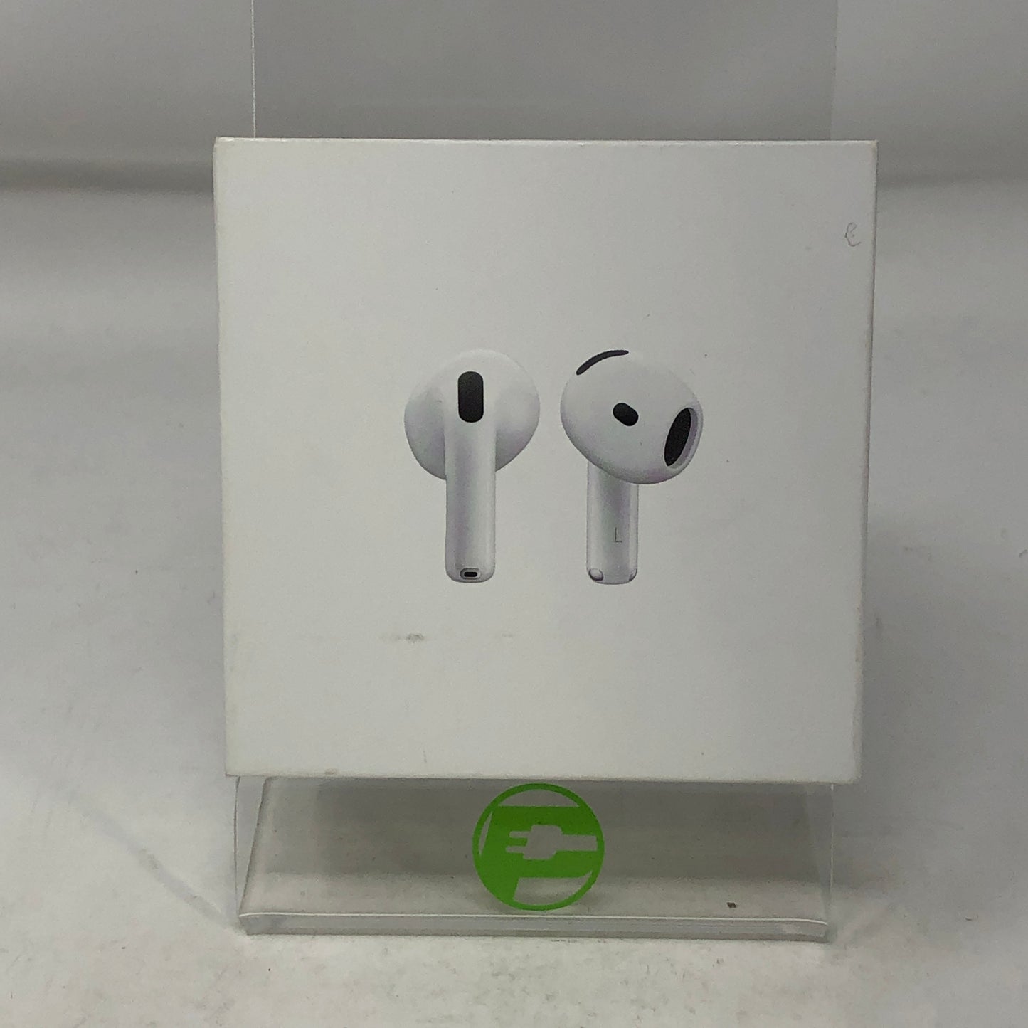New Apple AirPods 4th Gen with Charging Case A3053  A3050 A3058 MXP63ZM/A