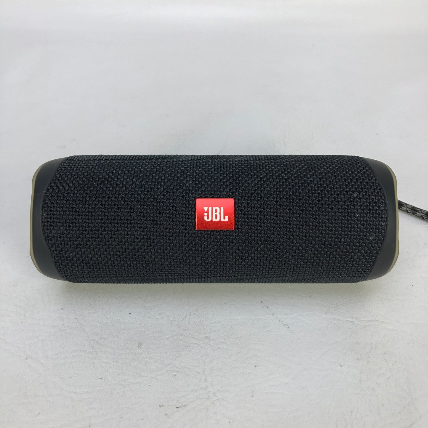 JBL Flip 5 Portable Wireless Bluetooth Speaker Black JBLFLIP5BLKAM