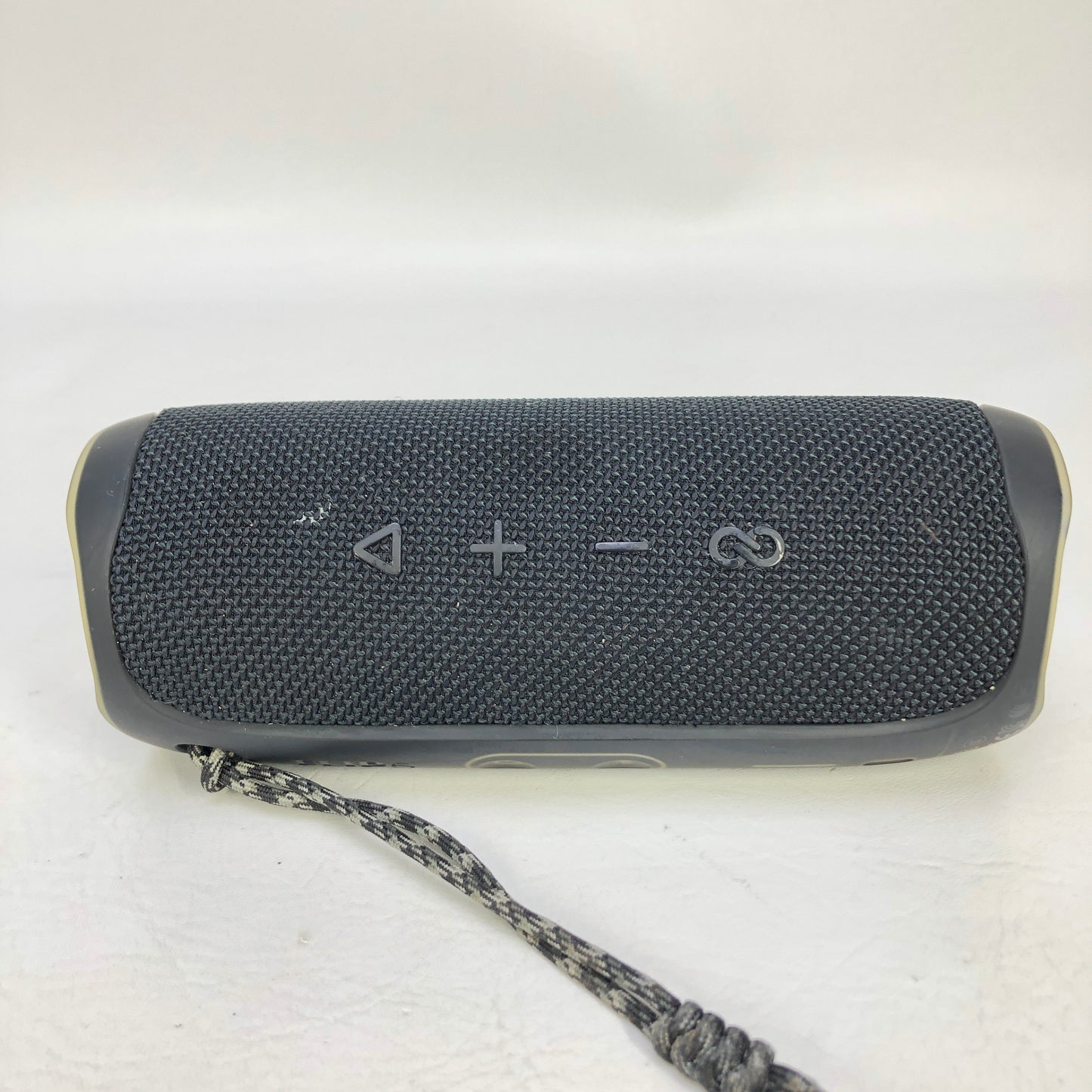 JBL Flip 5 Portable Wireless Bluetooth Speaker Black JBLFLIP5BLKAM