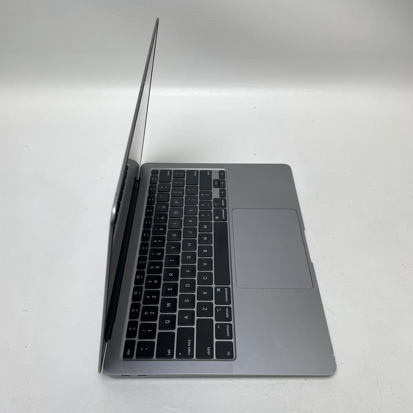 2020 Apple MacBook Air 13.3" i3 1.1GHz 8GB RAM 256GB SSD Space Gray A2179