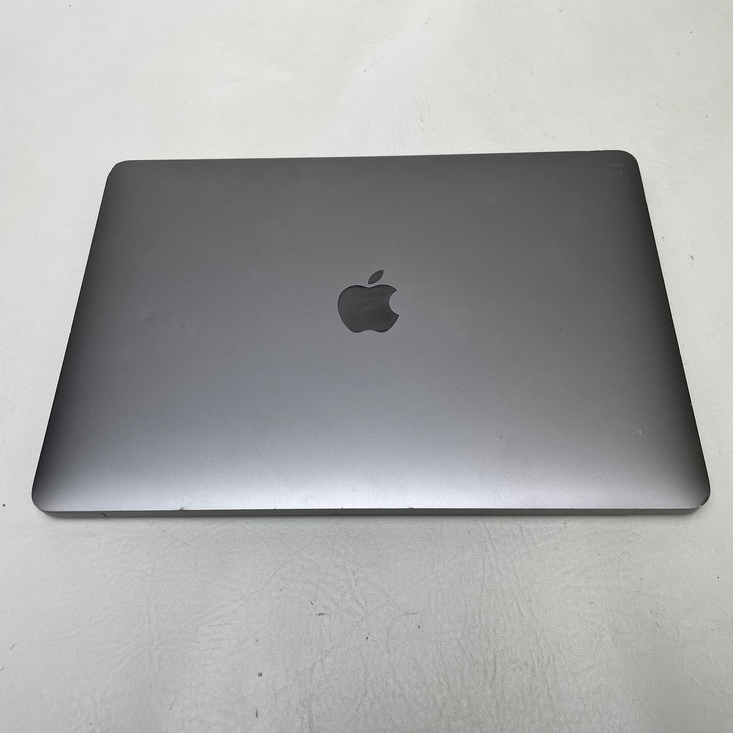 2020 Apple MacBook Air 13.3" i3 1.1GHz 8GB RAM 256GB SSD Space Gray A2179