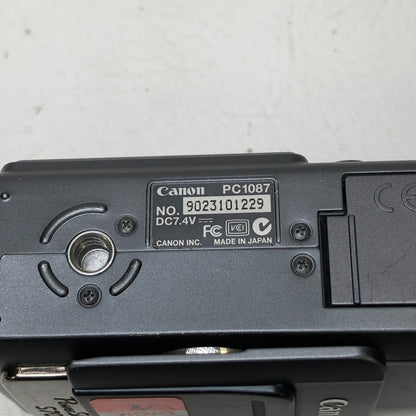 Canon PowerShot S70  7.1MP Compact Digital Camera