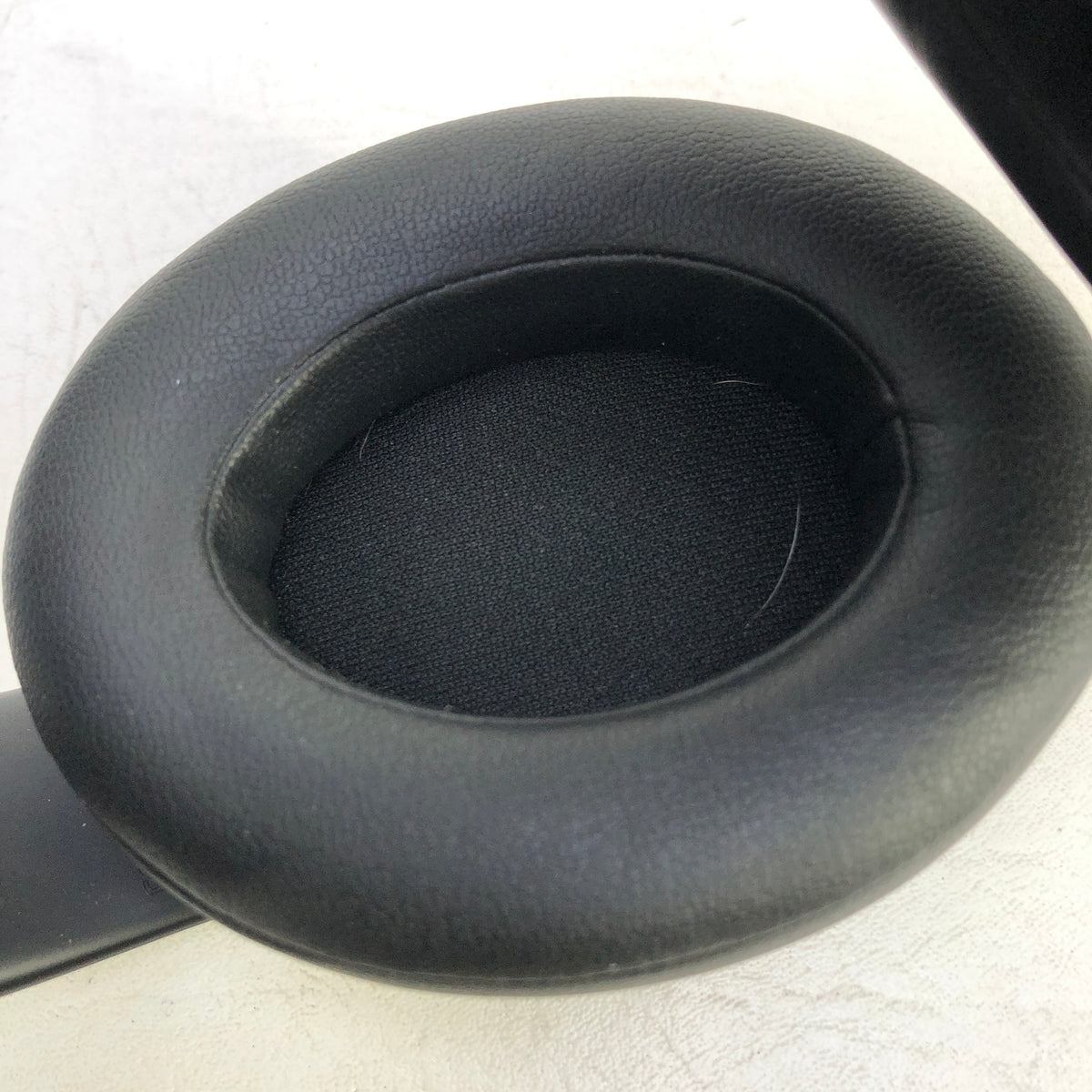 Beats Studio3 Wireless Over-Ear Headphones Black Bluetooth ANC A1914