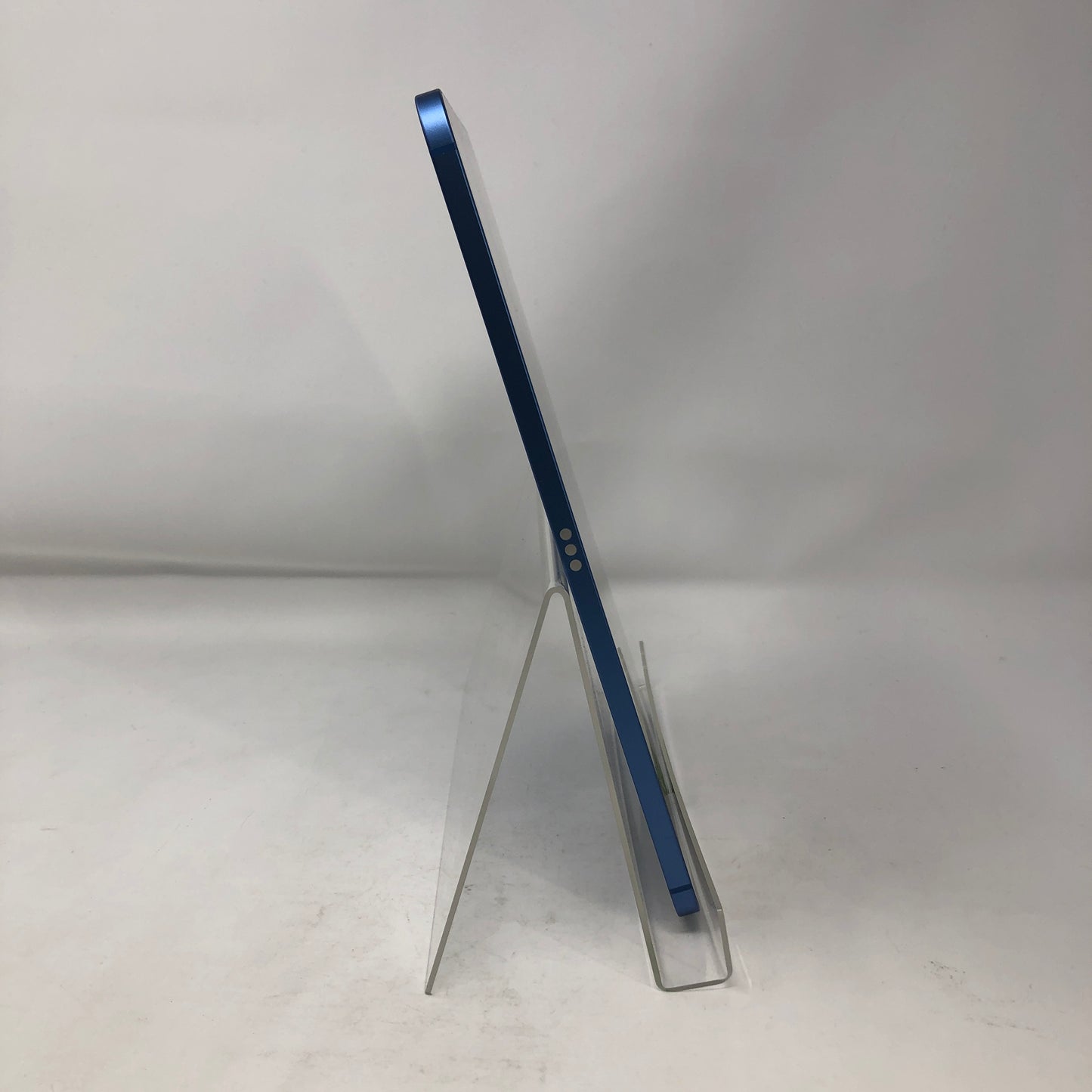 Unlocked Apple iPad 10th Gen 64GB Blue MQ6K3LL/A