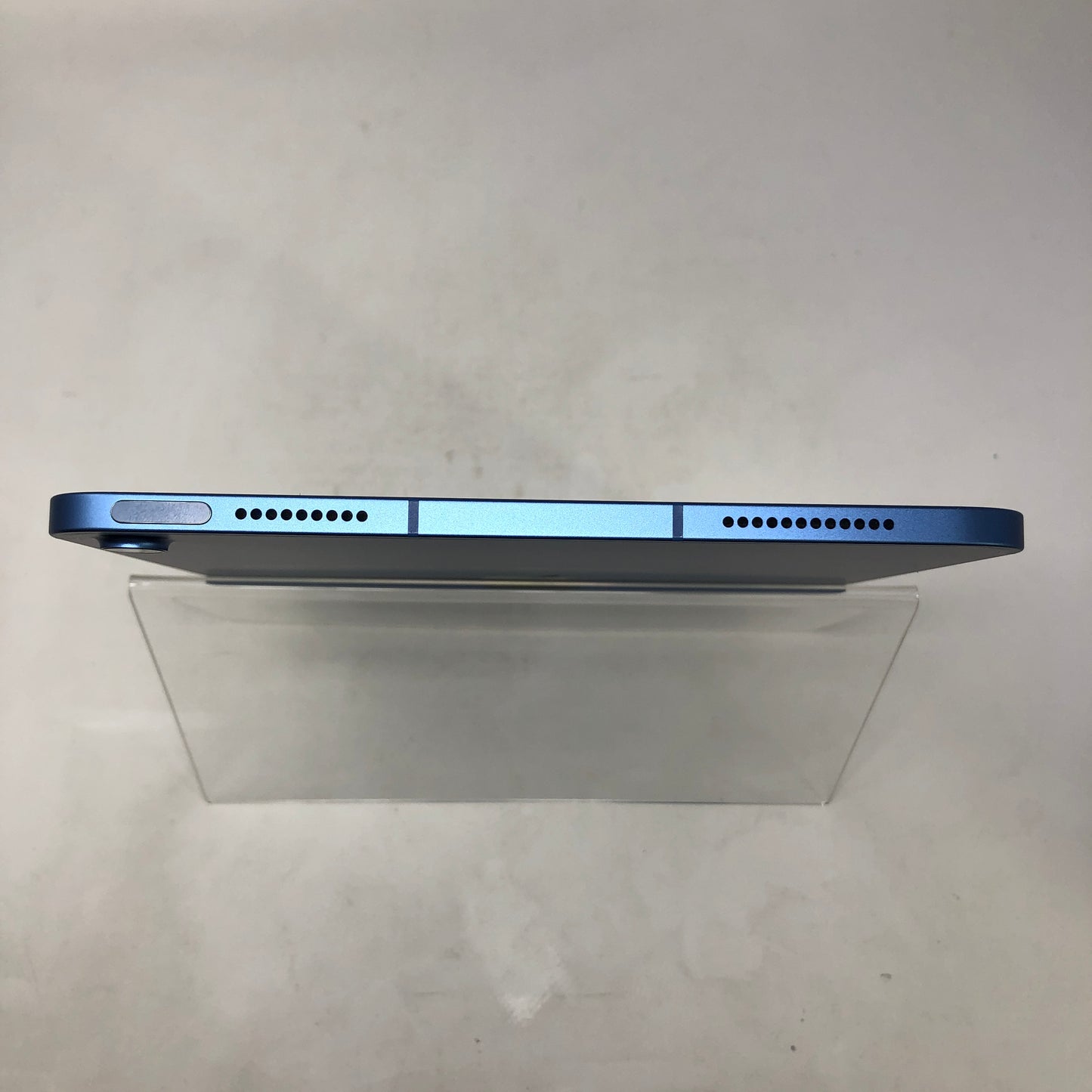 Unlocked Apple iPad 10th Gen 64GB Blue MQ6K3LL/A