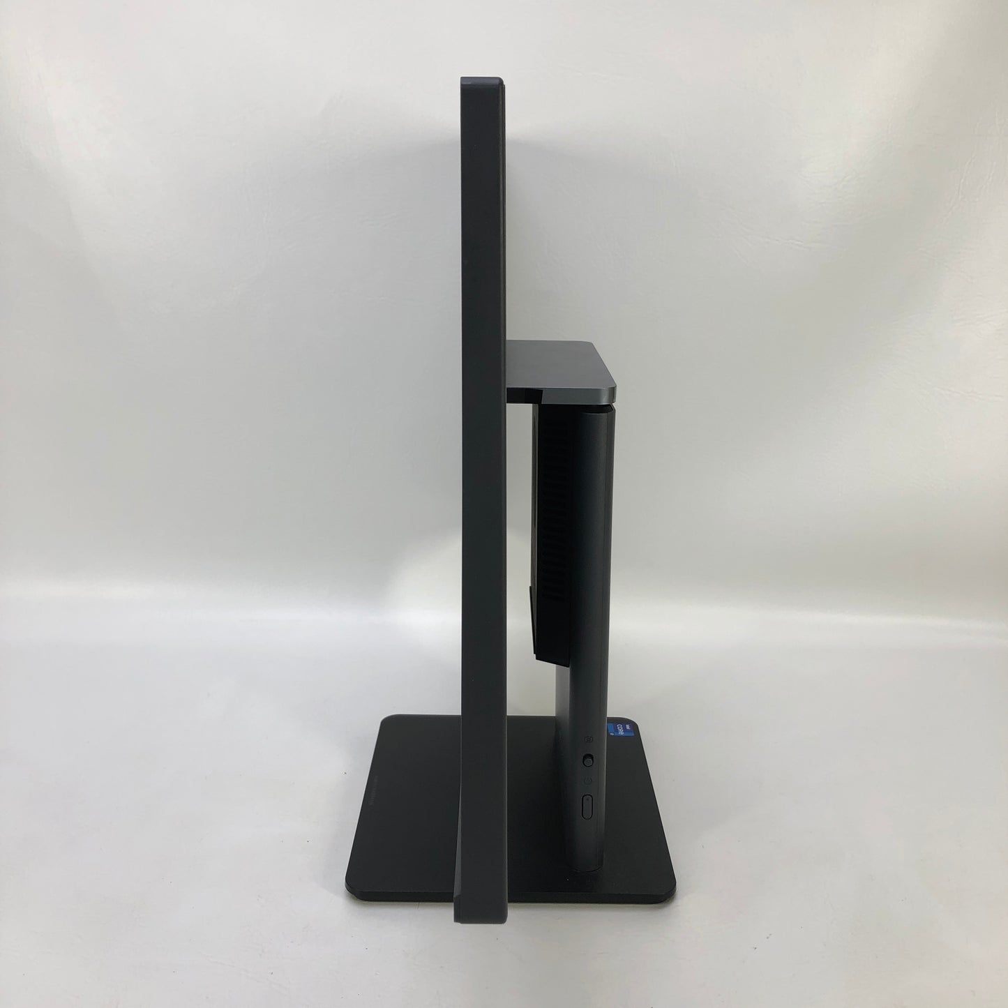 Lenovo Thinkcentre Neo 50A 24 Gen 5 24" i7-13620H 2.40GHz 8GB RAM 256GB SSD