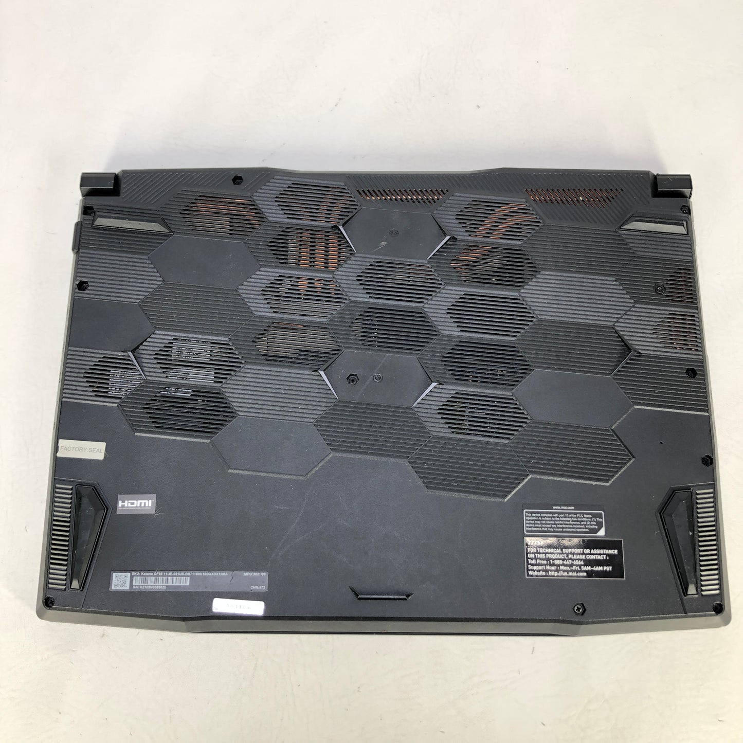 MSI Katana GF66 11UE 15.6" i7-11800H 2.3GHz 16GB RAM 1TB SSD GeForce RTX 3060