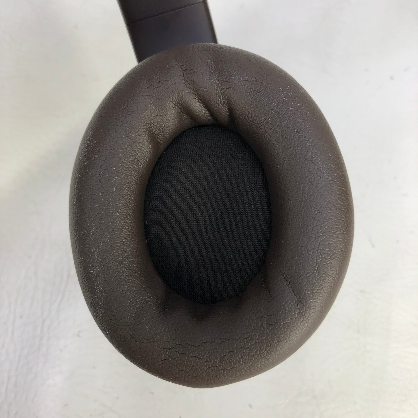 Beats Studio Pro Over-Ear Headphones. Deep Brown  MQTT3LL/A