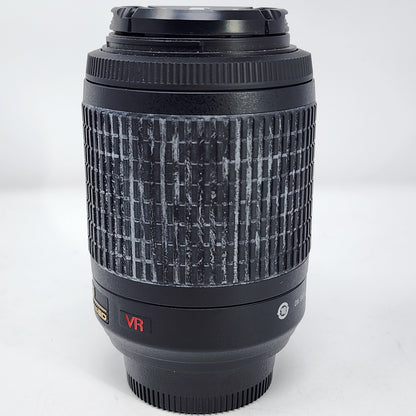 Nikon 55-200mm f/4-5.6G DX VR AF-S NIKKOR Auto Lens 2166