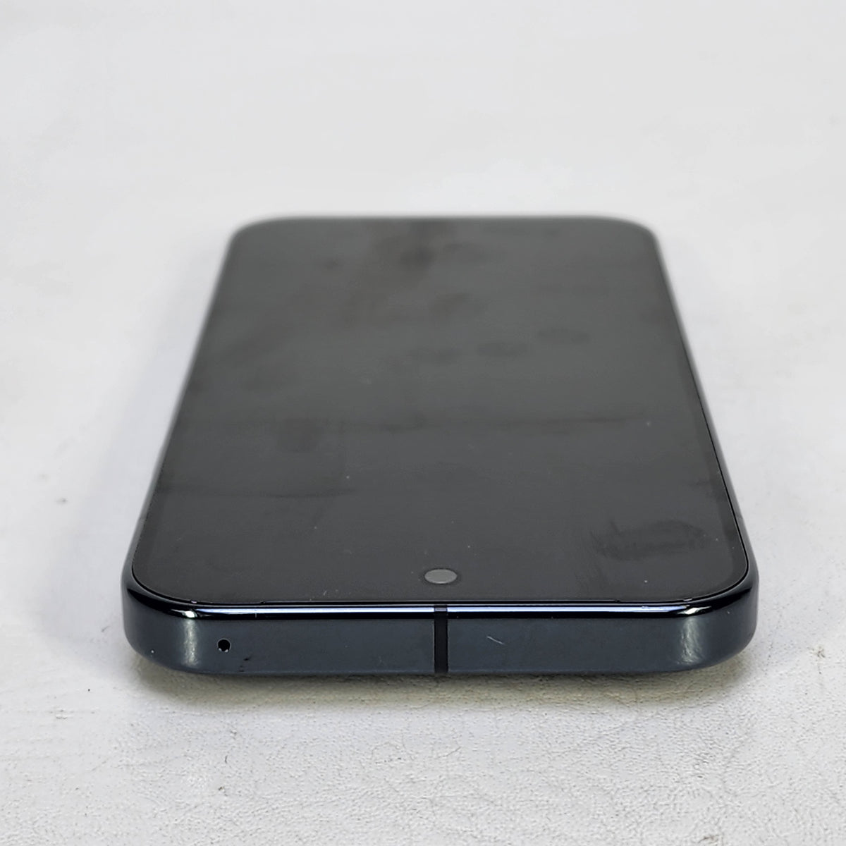 Unlocked Google Pixel 10 Pro 256GB Obsidian GA09899-US